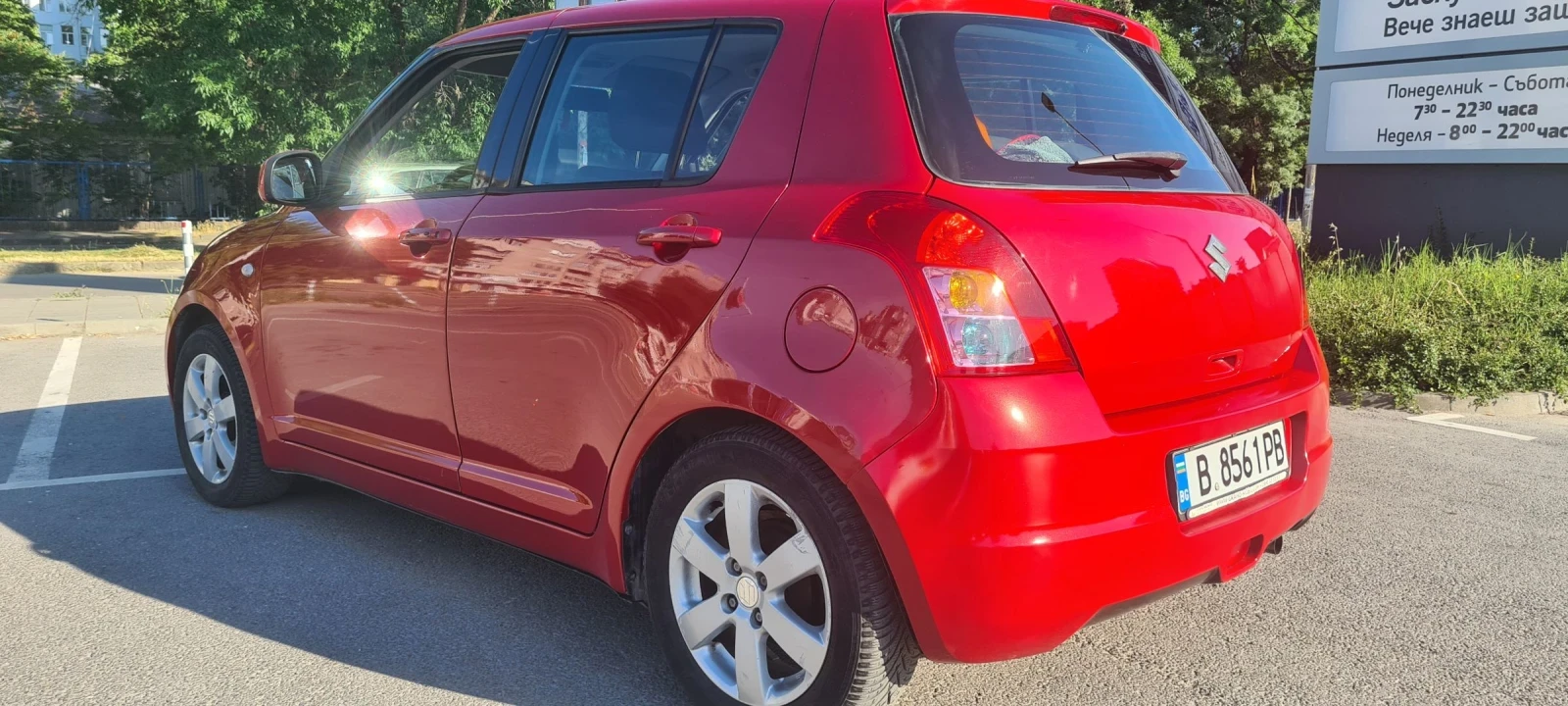 Suzuki Swift 1.3i Keyless, снимка 3 - Автомобили и джипове - 55132249