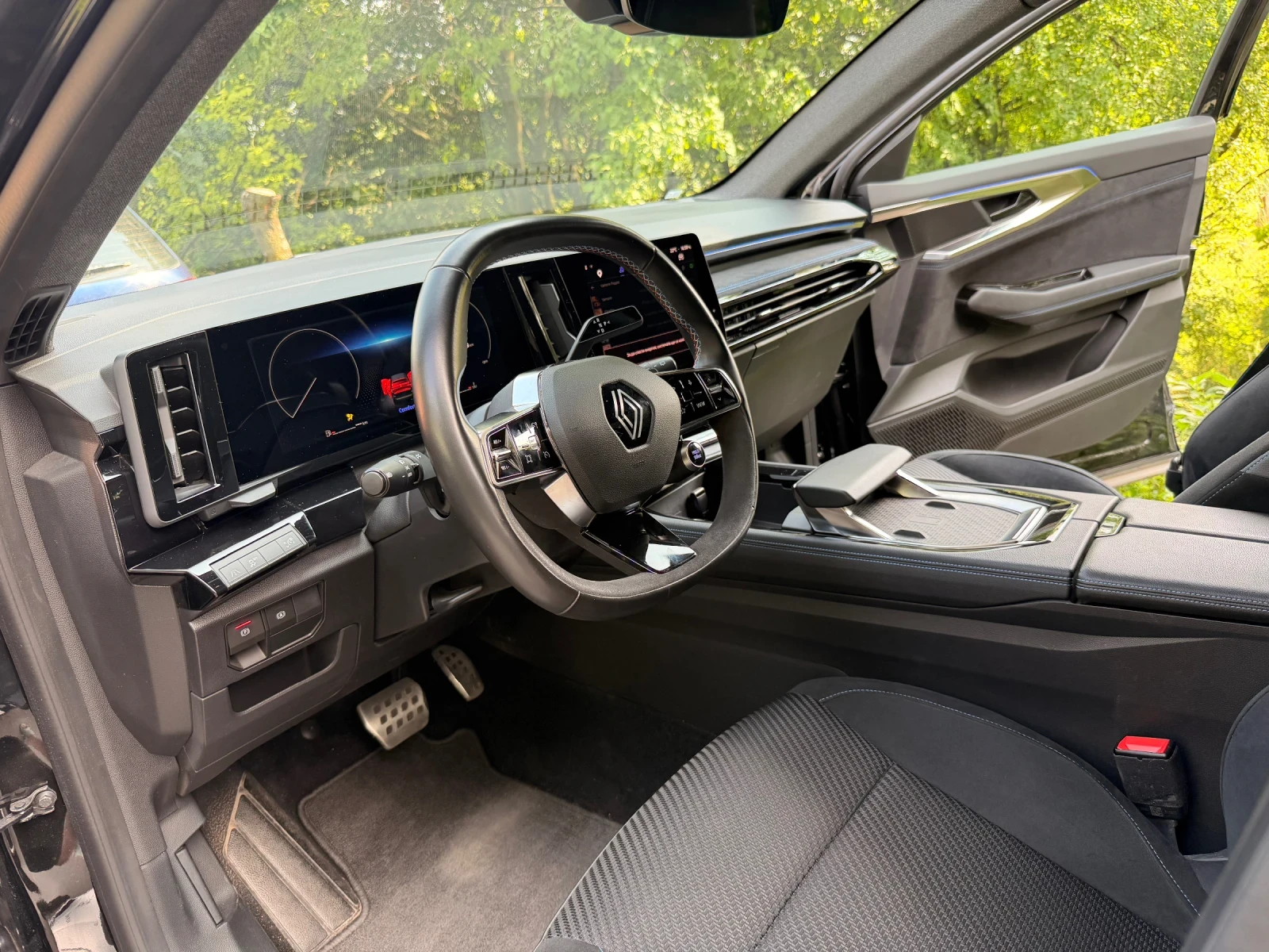 Renault Austral Esprit Alpine , снимка 7 - Автомобили и джипове - 55147525