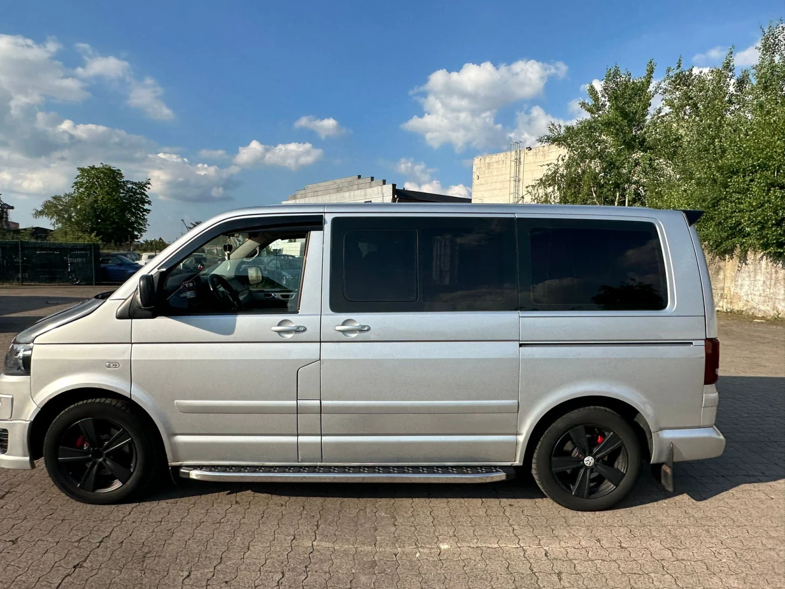 VW Multivan, снимка 15 - Автомобили и джипове - 55621688