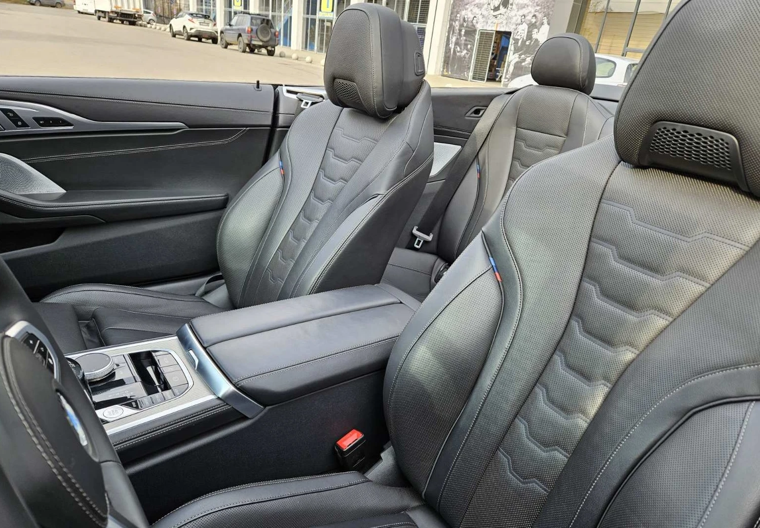 BMW 840 d Cabrio xDrive M-Paket, снимка 10 - Автомобили и джипове - 55673814