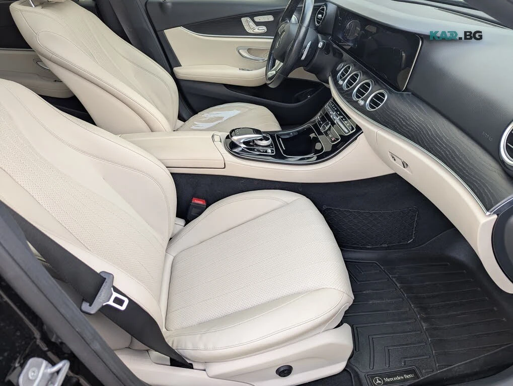 Mercedes-Benz E 300 4MATIC* АвтоКредит* (ЦЕНА ДО БГ) , снимка 15 - Автомобили и джипове - 55889832
