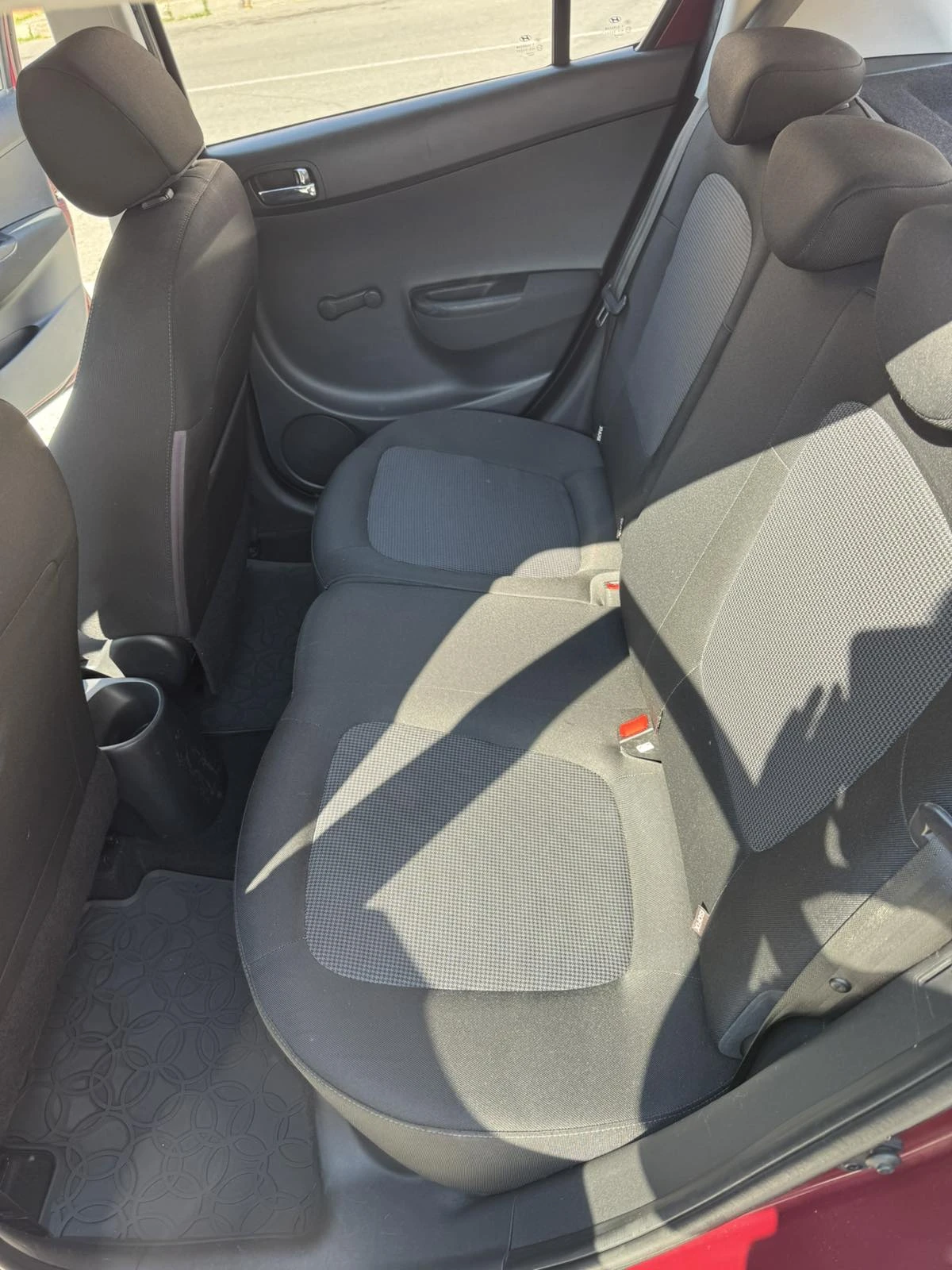 Hyundai I20, снимка 10 - Автомобили и джипове - 56016552