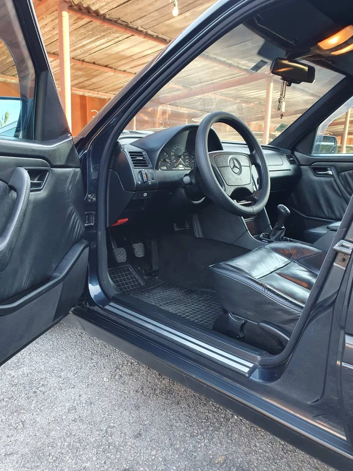 Mercedes-Benz C 200 Kompressor W202 , снимка 5 - Автомобили и джипове - 56063169