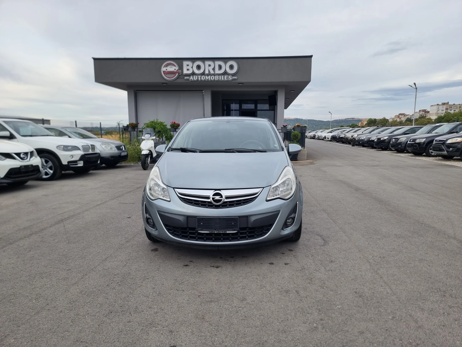 Opel Corsa 1.2I GAS