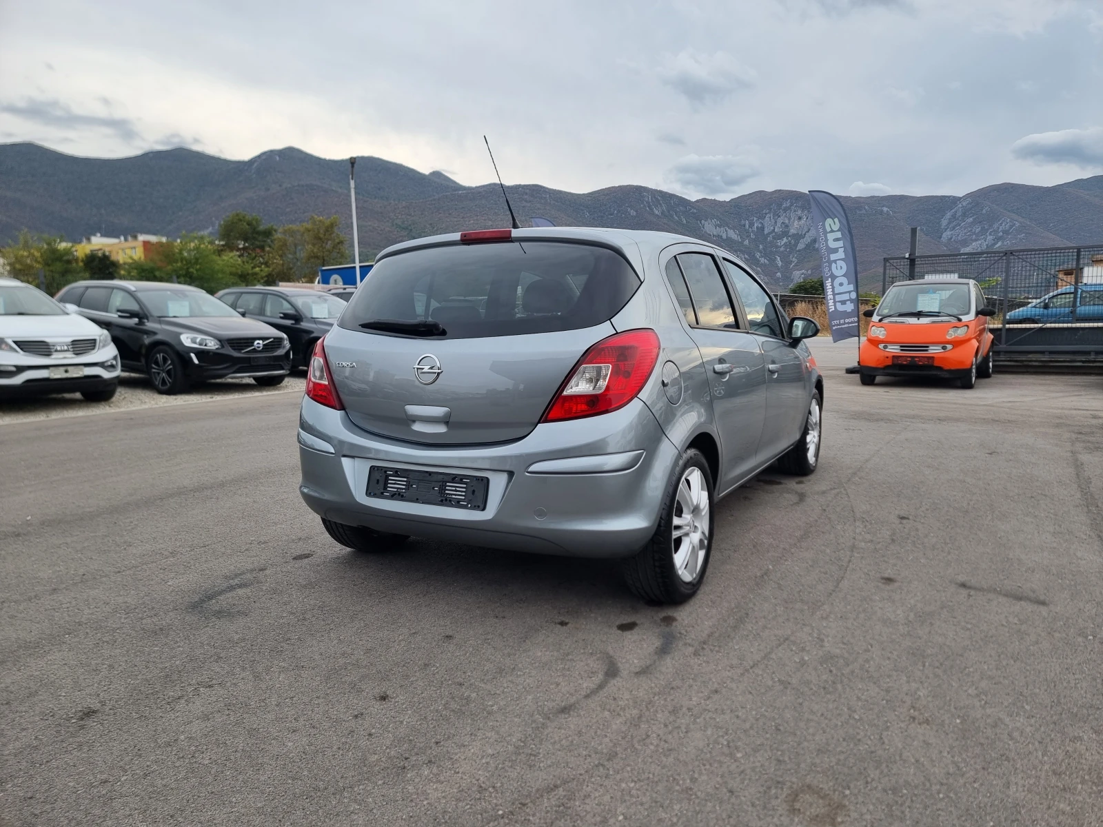Opel Corsa 1.2I GAS, снимка 6 - Автомобили и джипове - 56171804
