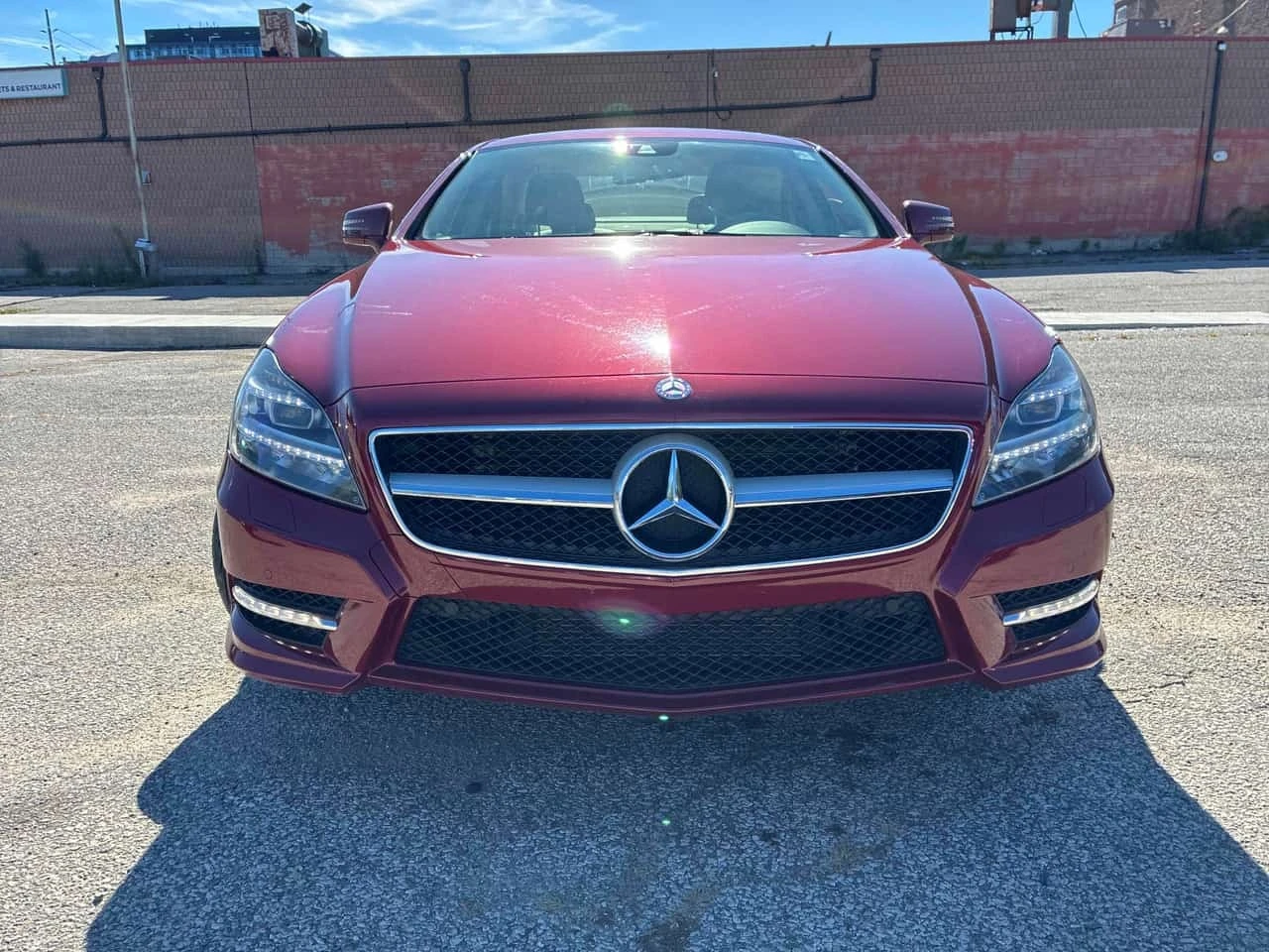 Mercedes-Benz CLS 550 CARFAX * АВТОКРЕДИТ БЕЗ ПЪРВОНАЧАЛНА ВНОСКА* , снимка 5 - Автомобили и джипове - 56214264