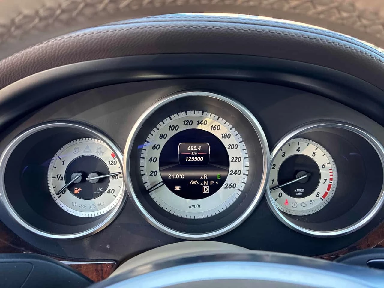 Mercedes-Benz CLS 550 CARFAX * АВТОКРЕДИТ БЕЗ ПЪРВОНАЧАЛНА ВНОСКА* , снимка 12 - Автомобили и джипове - 56214264