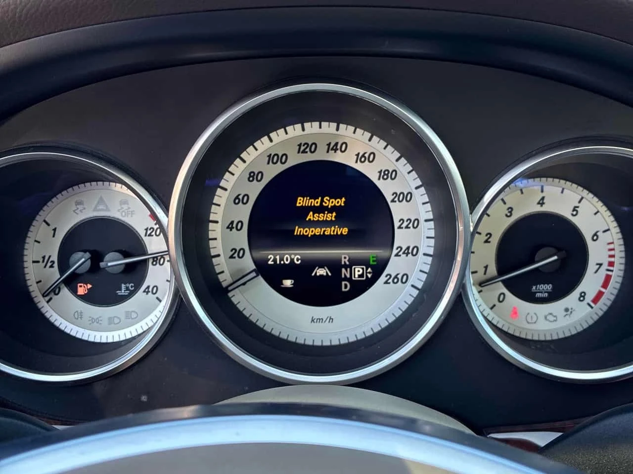 Mercedes-Benz CLS 550 CARFAX * АВТОКРЕДИТ БЕЗ ПЪРВОНАЧАЛНА ВНОСКА* , снимка 13 - Автомобили и джипове - 56214264