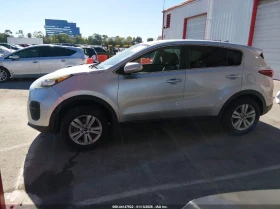 Kia Sportage 2.4L I-4 DI, DOHC, VVT, 181HP Front Wheel Drive - 8200 € / 16037.81 лв. - 53291157 6