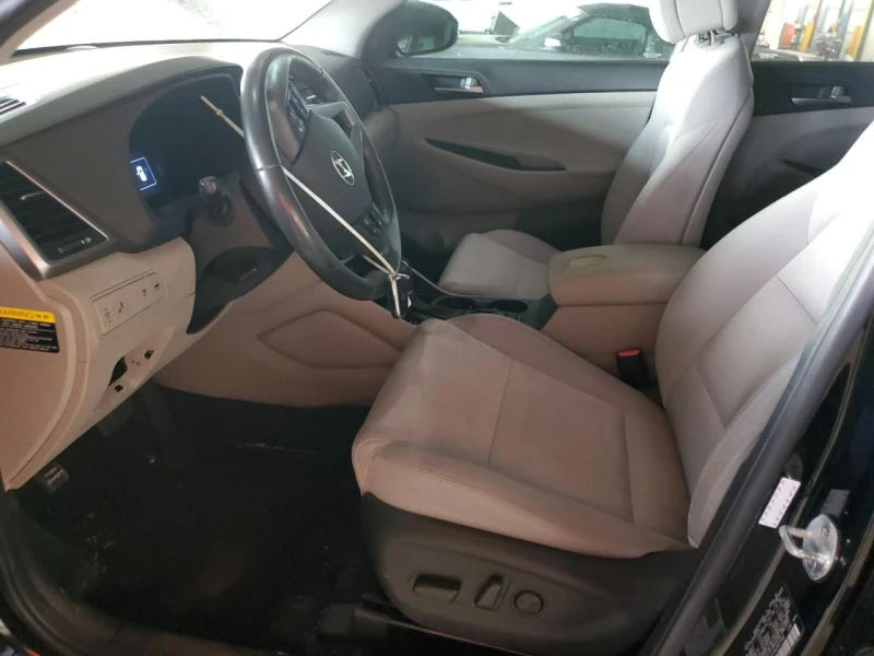 Hyundai Tucson, снимка 7 - Автомобили и джипове - 53153431