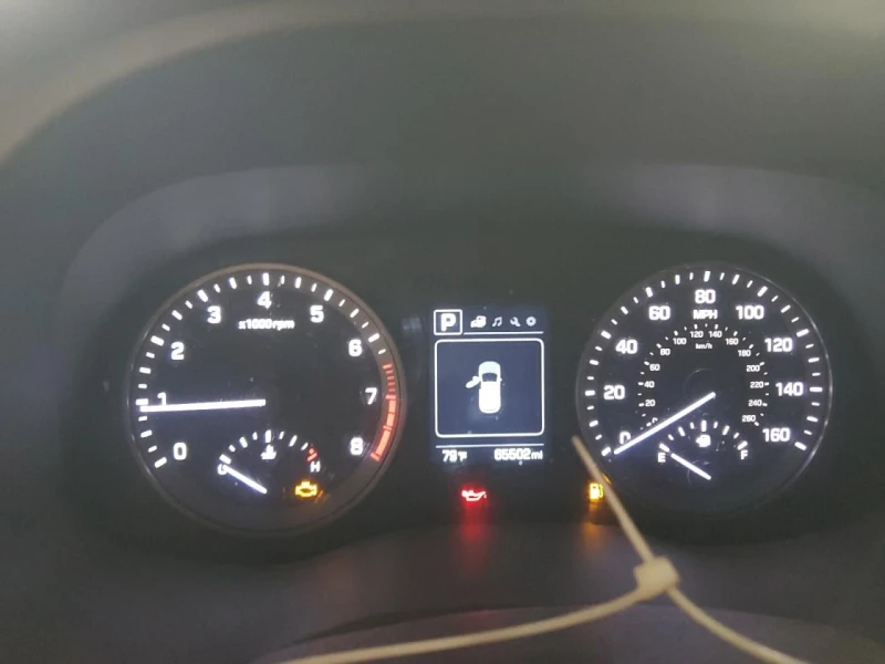 Hyundai Tucson, снимка 9 - Автомобили и джипове - 53153431