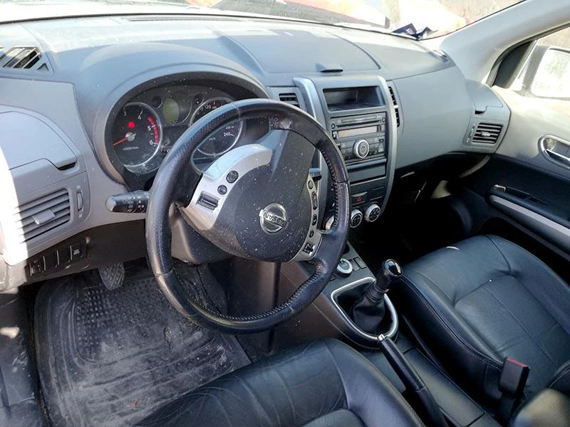 Nissan X-trail 2.0D, снимка 4 - Автомобили и джипове - 47139124