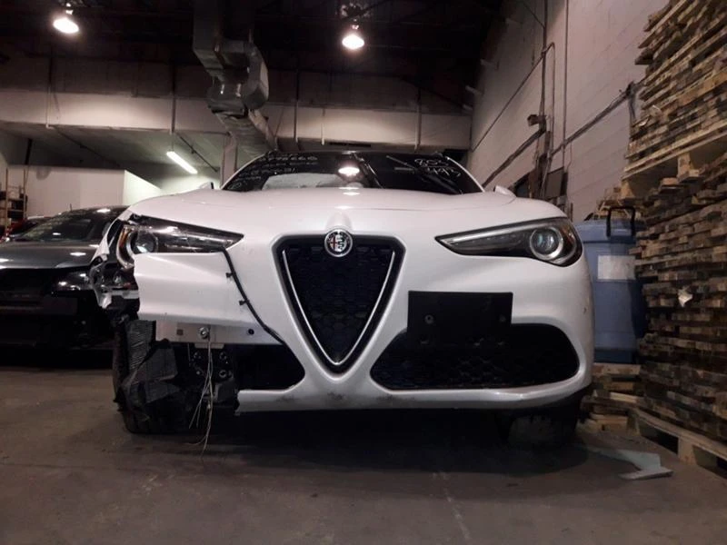 Alfa Romeo Stelvio 2.2 209ps, снимка 2 - Автомобили и джипове - 47687815