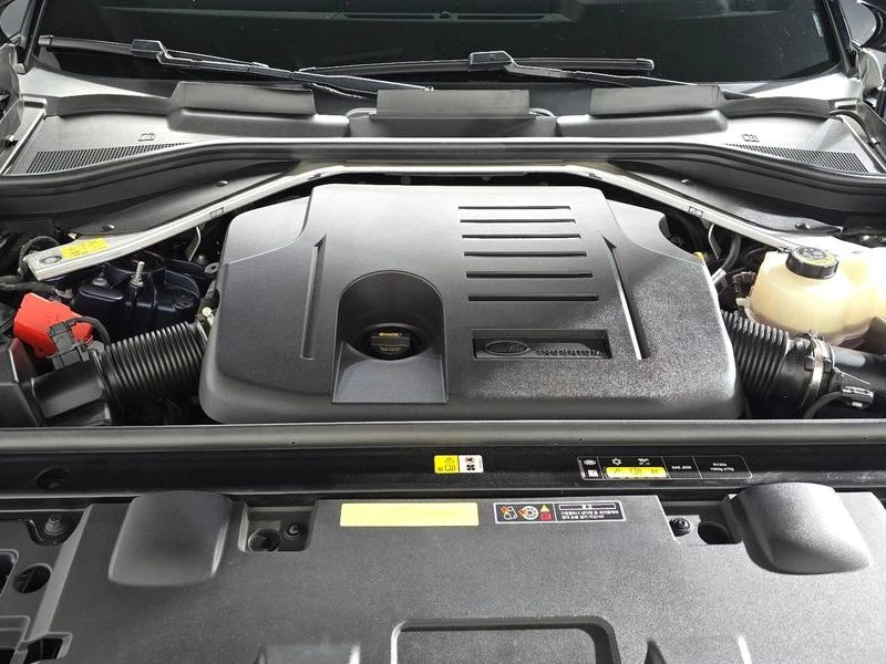 Land Rover Range Rover Sport 3.0 Automatic, снимка 6 - Автомобили и джипове - 55847935