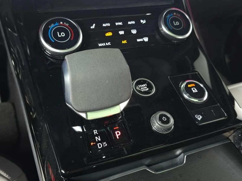 Land Rover Range Rover Sport 3.0 Automatic, снимка 9 - Автомобили и джипове - 55847935