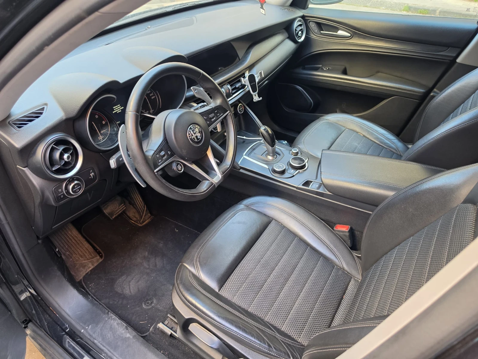 Alfa Romeo Stelvio 2.2 209ps, снимка 2 - Автомобили и джипове - 55306139