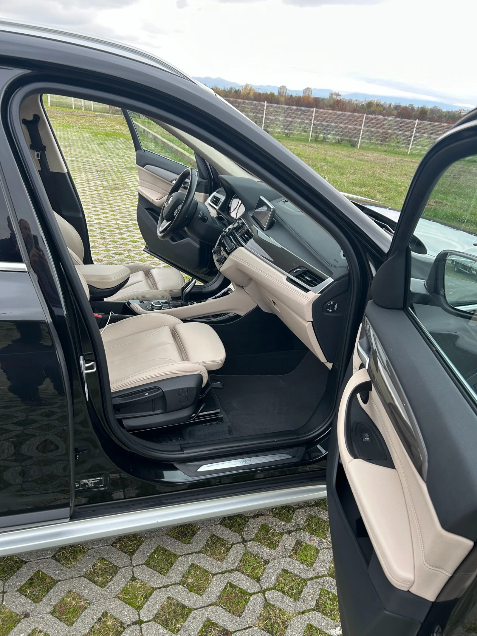 BMW X1 sDrive18i/X-Line/Aut�/Pano/LED-Xenon/Ambi Light | Mobile.bg � ����������� 15