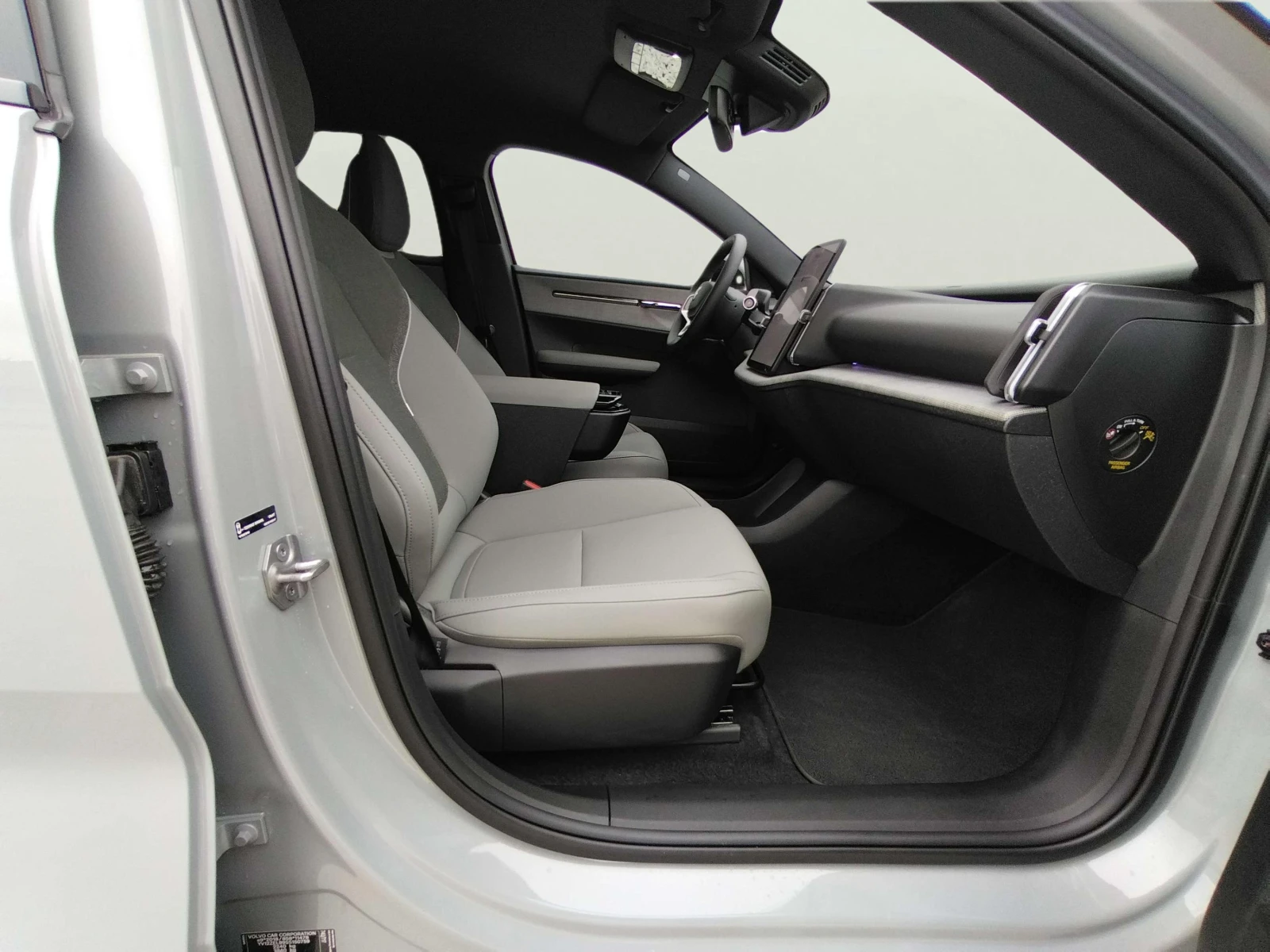 Volvo EX30 single motor - изображение 9