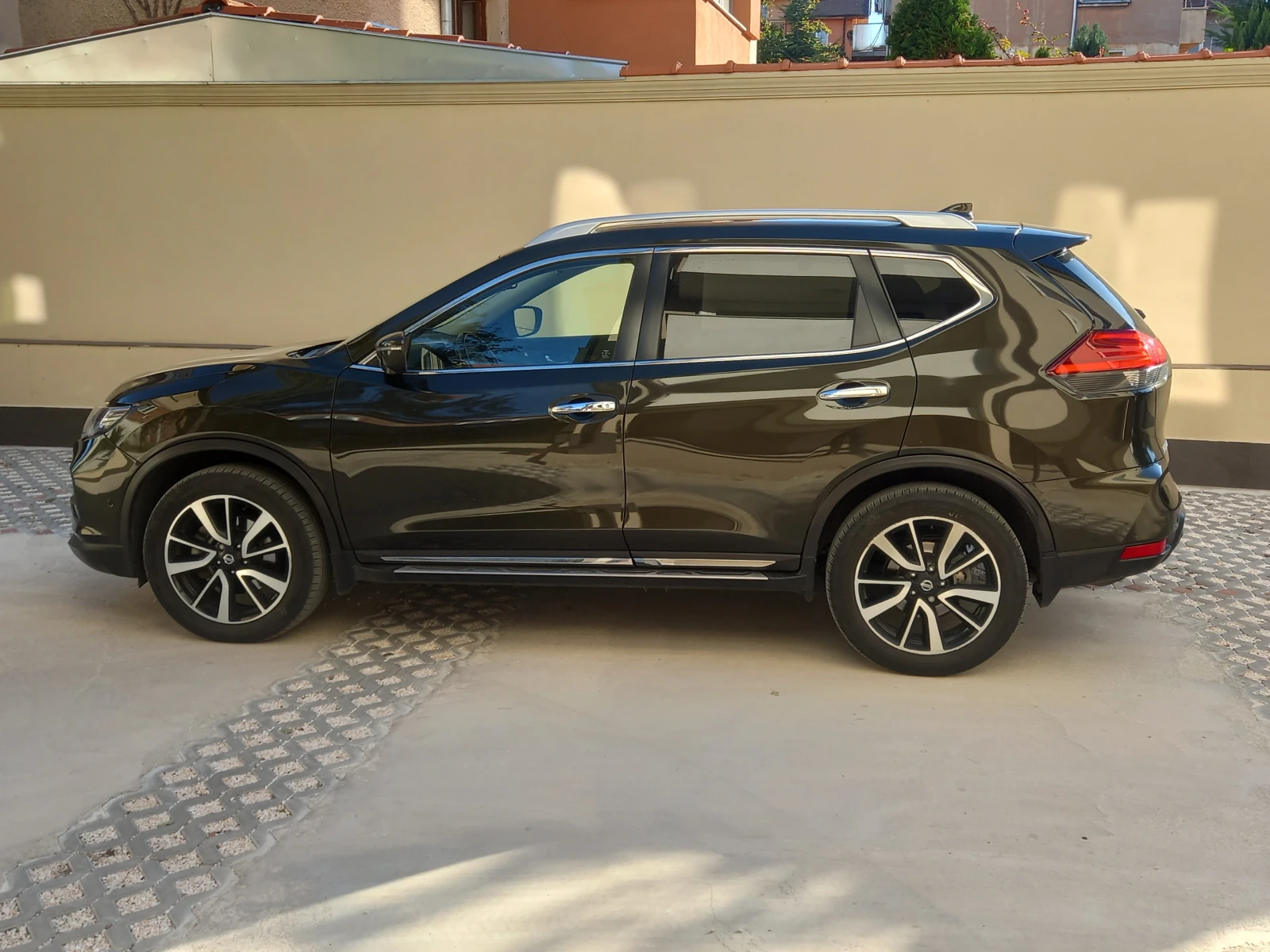 Nissan X-trail 1ви собственик, снимка 4 - Автомобили и джипове - 53744152