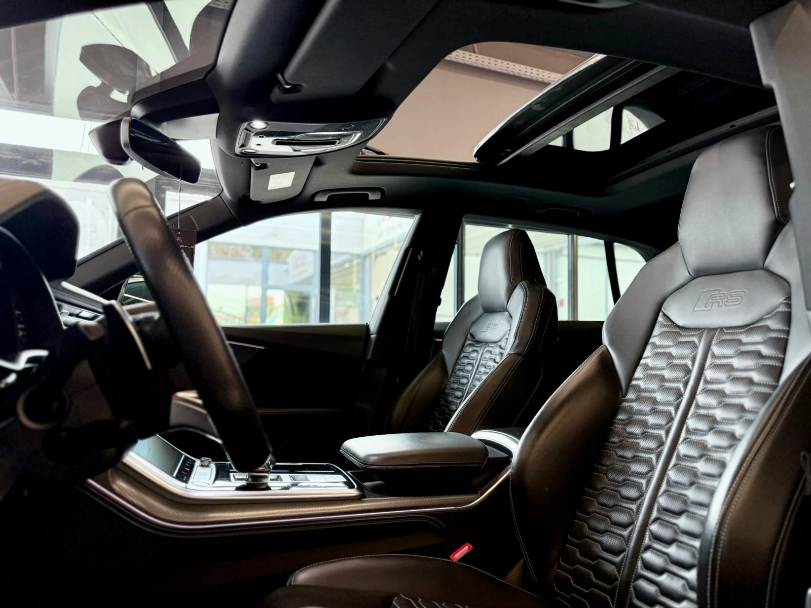 Audi RSQ8 Quattro* Pano* B&O* Подгрев* Обдух* Печка* Лизинг, снимка 8 - Автомобили и джипове - 54413780