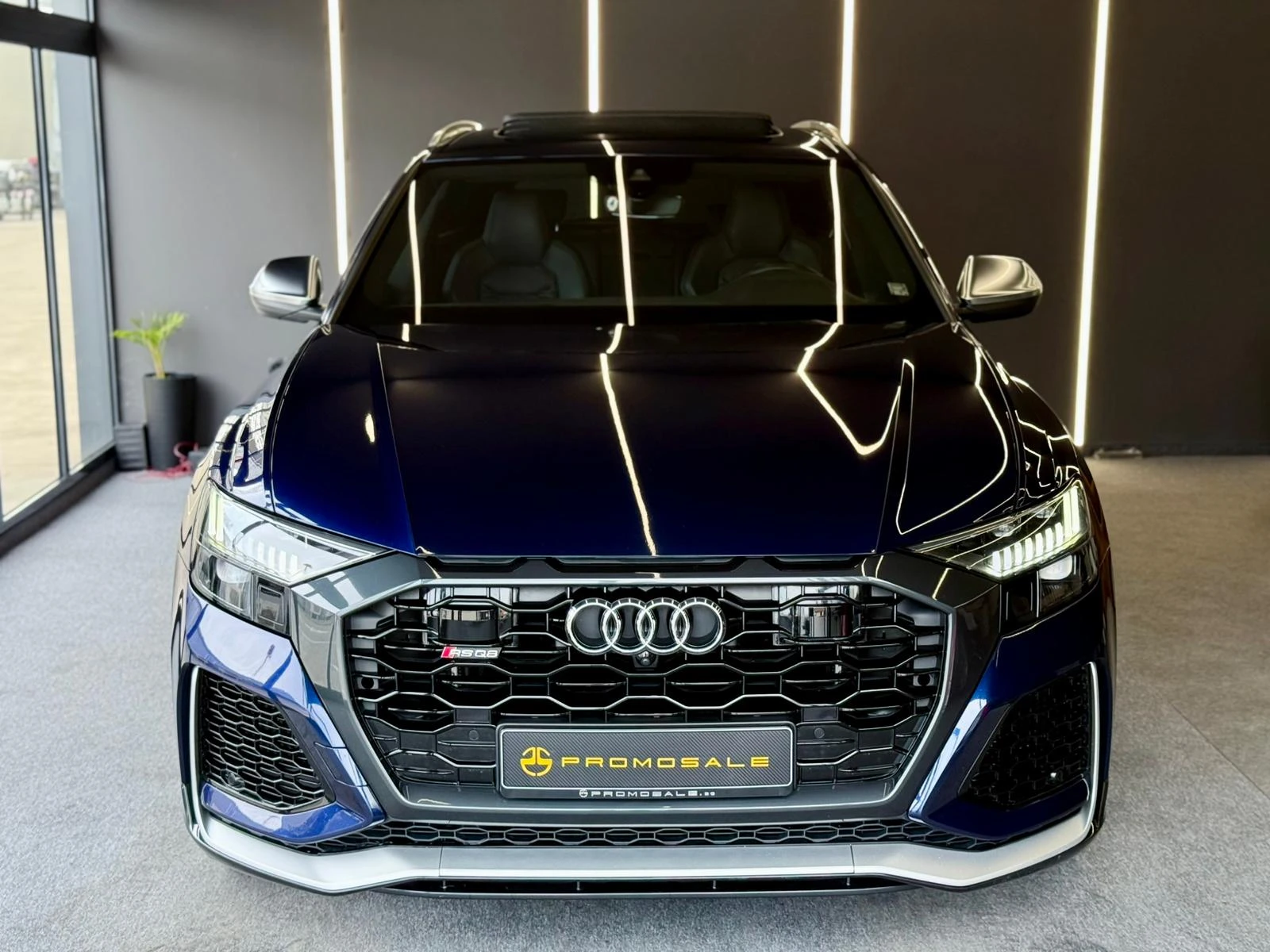 Audi RSQ8 Quattro* Pano* B&O* Подгрев* Обдух* Печка* Лизинг, снимка 2 - Автомобили и джипове - 54413780