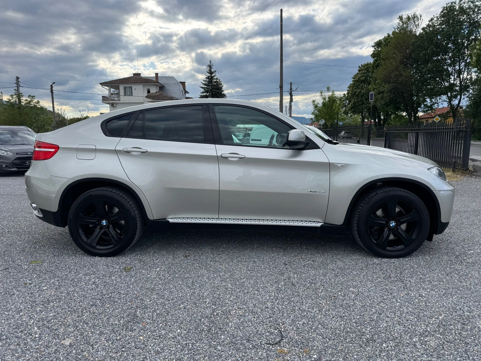BMW X6 Xdrive 3.5d 286ps!! FULL!! 126kkm!!!, снимка 8 - Автомобили и джипове - 54622610