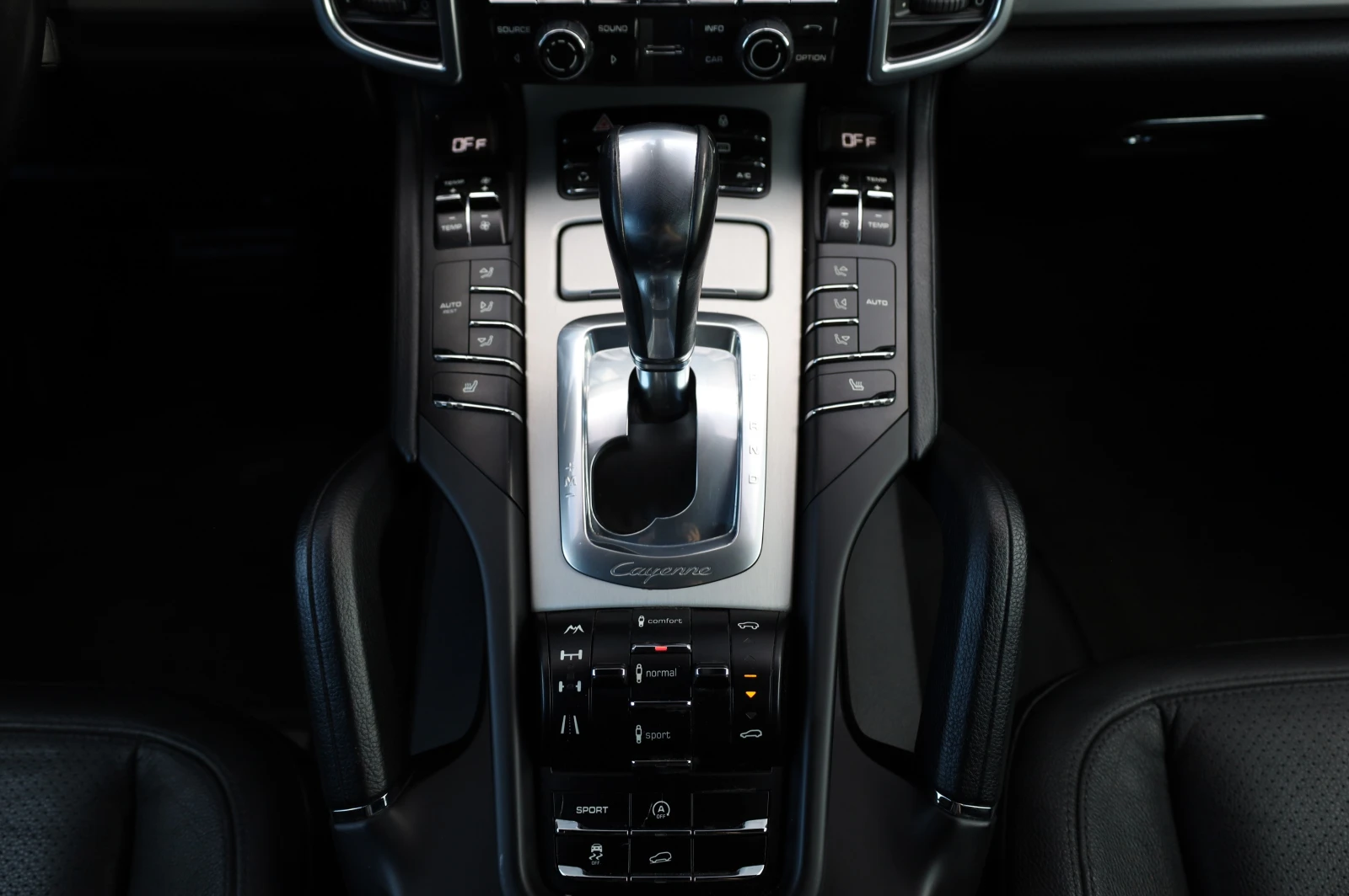 Porsche Cayenne * LED LIGTS* BOSE* NAVI* , снимка 10 - Автомобили и джипове - 54847134