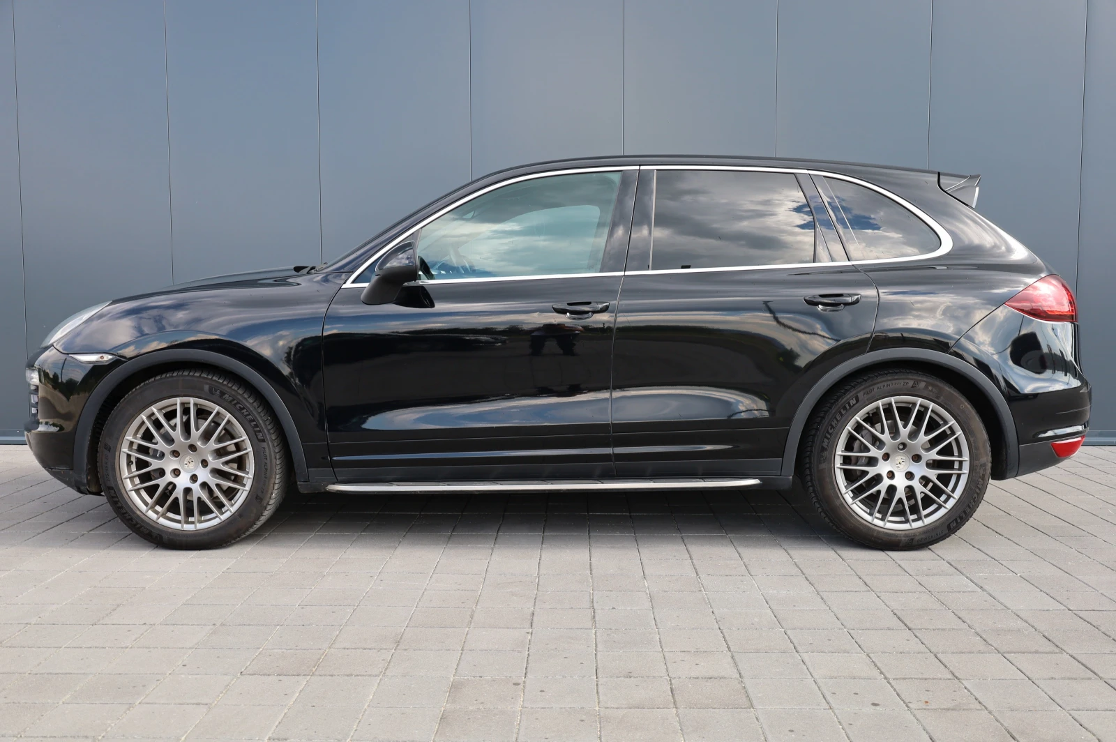 Porsche Cayenne * LED LIGTS* BOSE* NAVI* , снимка 4 - Автомобили и джипове - 54847134