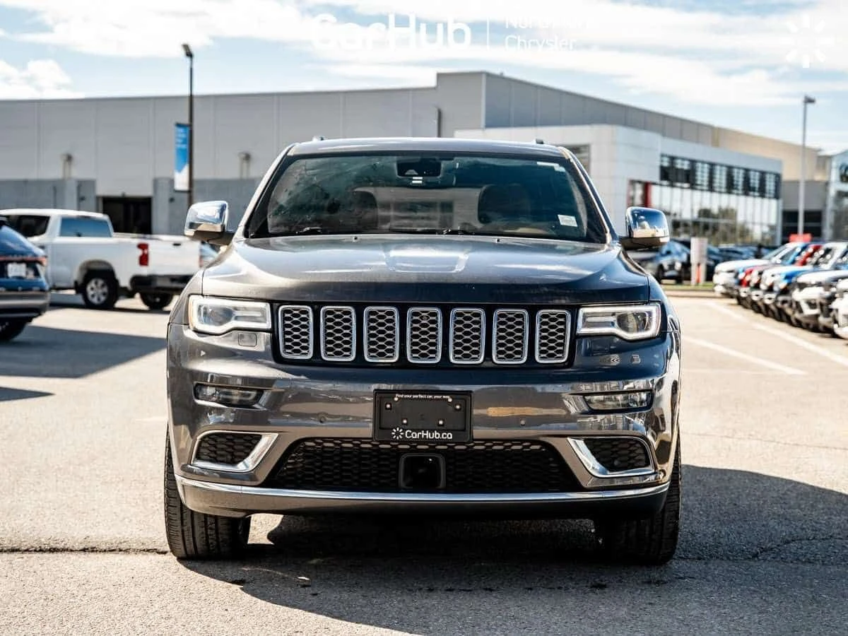 Jeep Grand cherokee * Summit Panoroof Remote Start Navi Heated & Vente