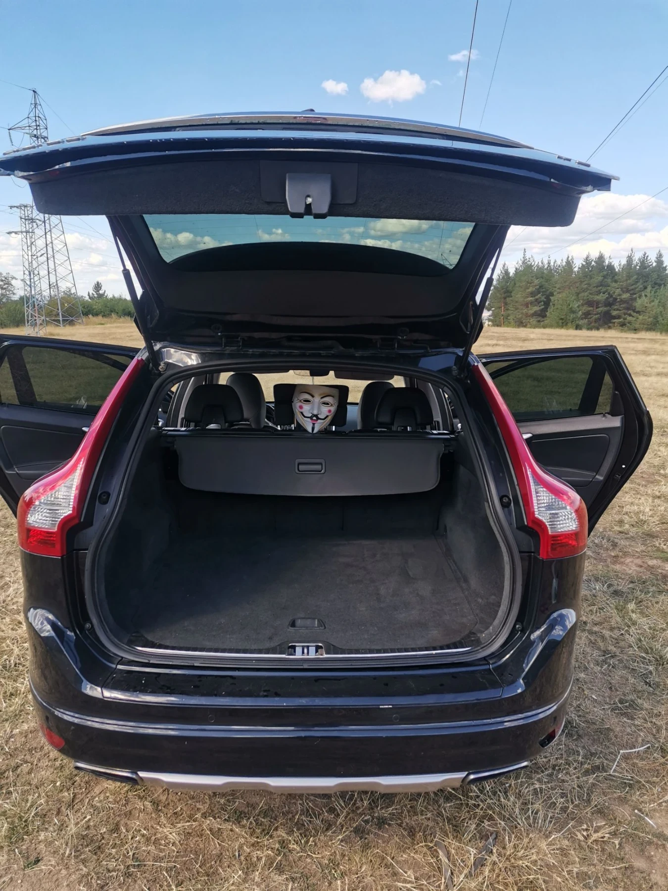Volvo XC60, снимка 4 - Автомобили и джипове - 55953345