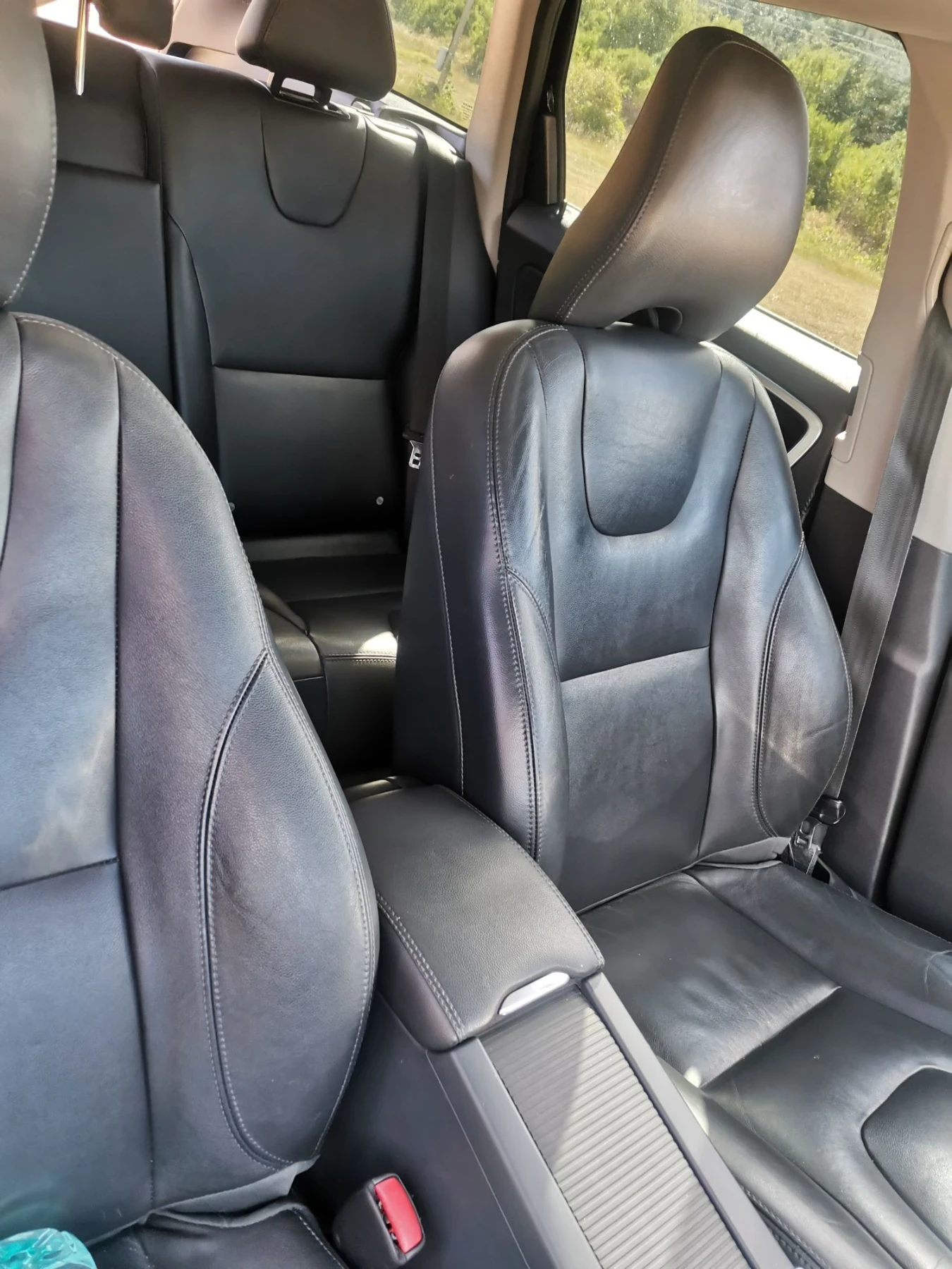 Volvo XC60, снимка 7 - Автомобили и джипове - 55953345