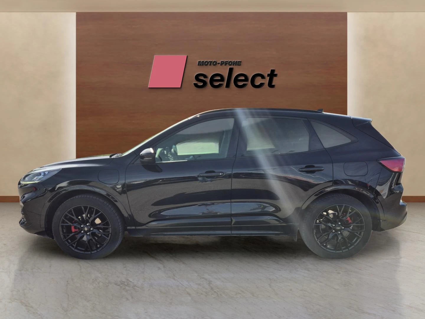 Ford Kuga 2.5 PHEV, снимка 2 - Автомобили и джипове - 56343241