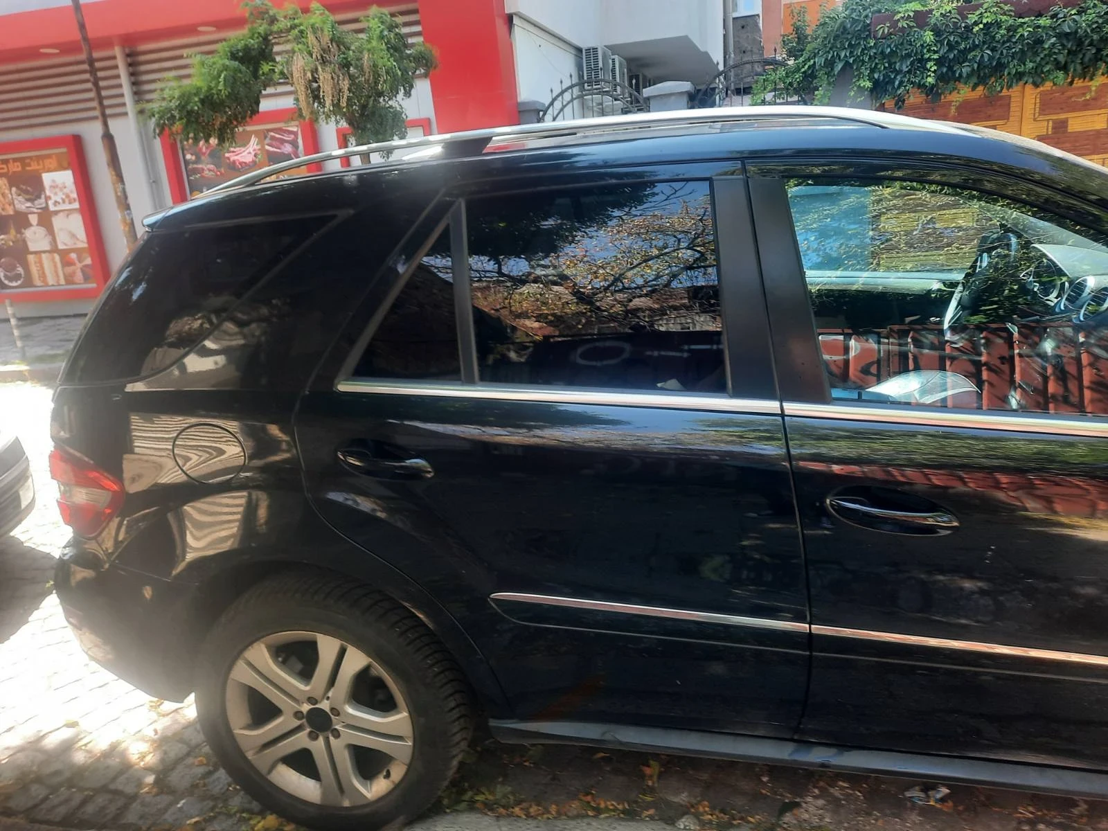 Mercedes-Benz ML 350 CDI, снимка 4 - Автомобили и джипове - 56484280