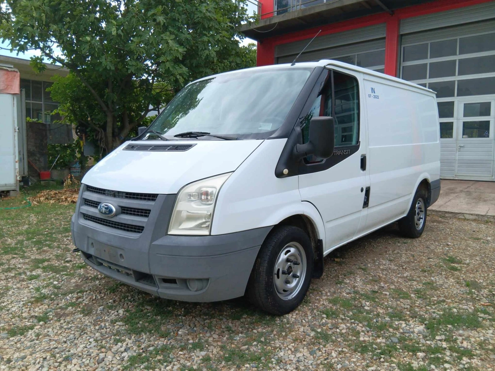 Ford Transit 2.2 - изображение 2