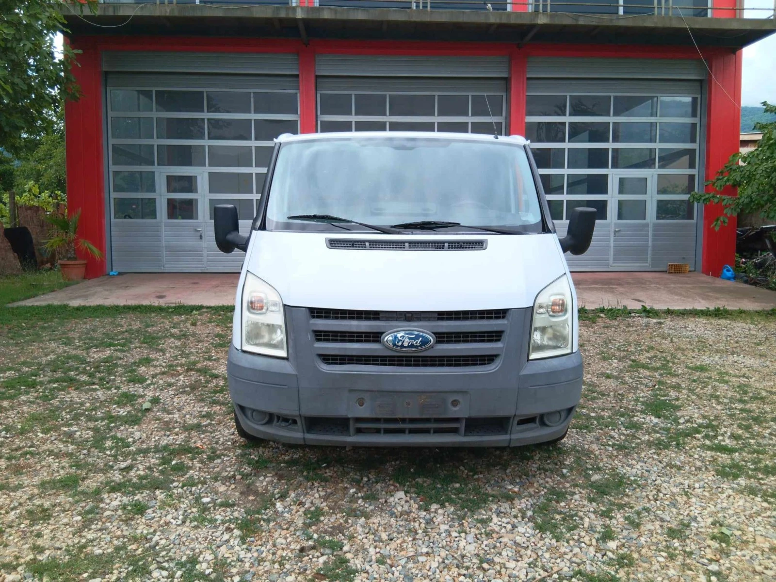 Ford Transit 2.2 - изображение 3