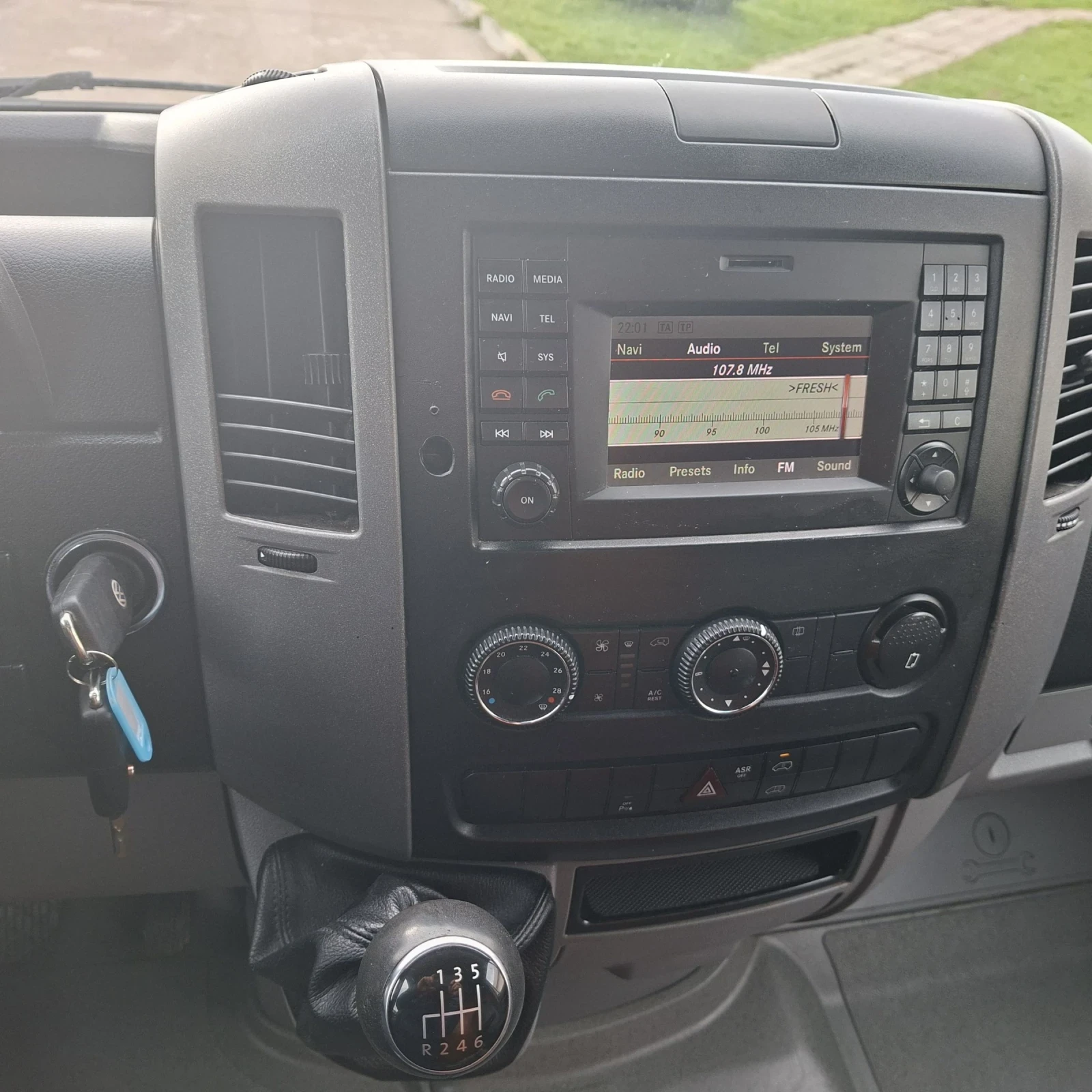 VW Crafter 2.0 Tdi MAXI ДВИЙНА ГУМА ДО 3.5Т - изображение 8