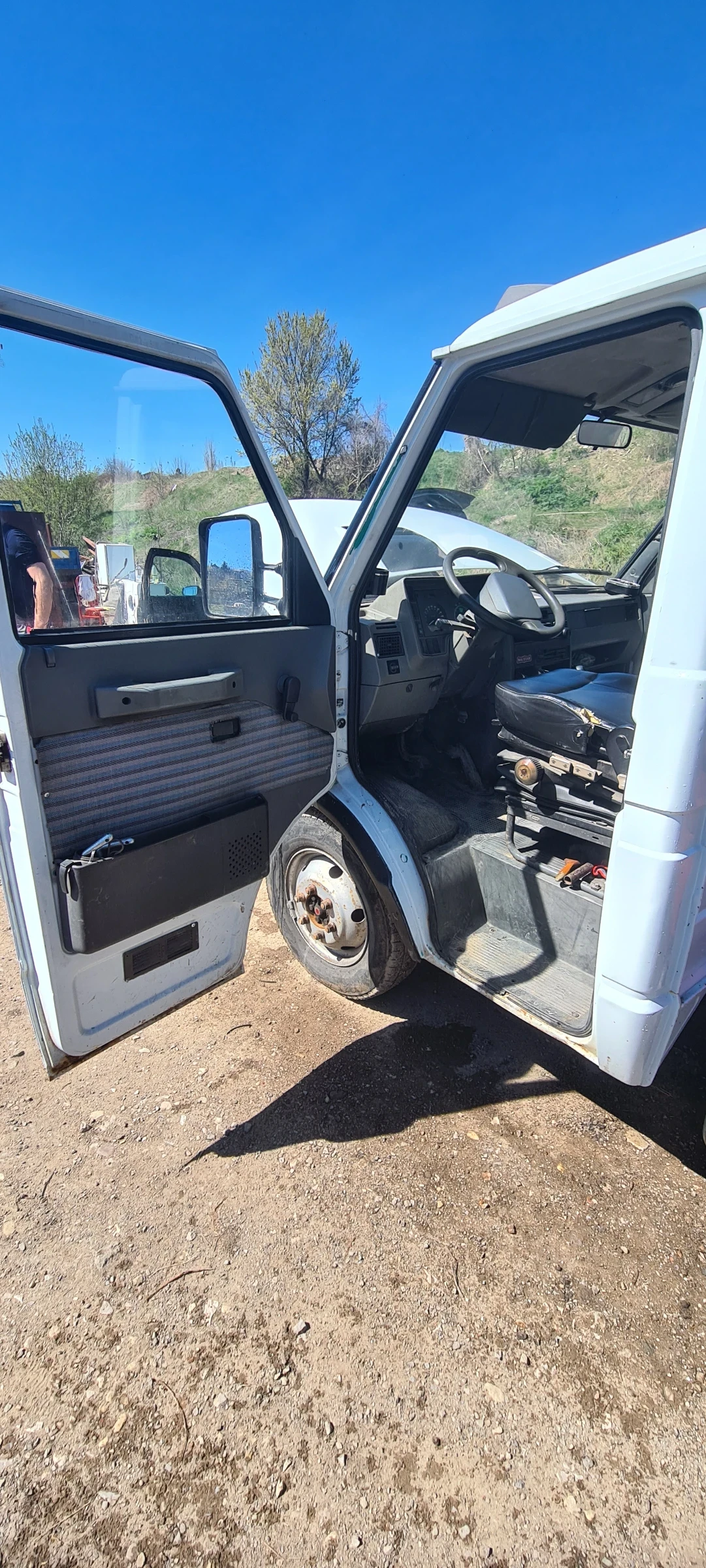 Iveco 3510 Тристранен самосвал - изображение 7