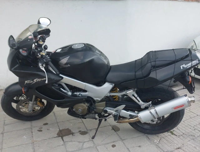 Honda Vtr, снимка 11 - Мотоциклети и мототехника - 55779921