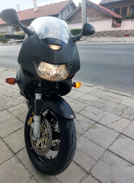 Honda Vtr, снимка 2 - Мотоциклети и мототехника - 55779921