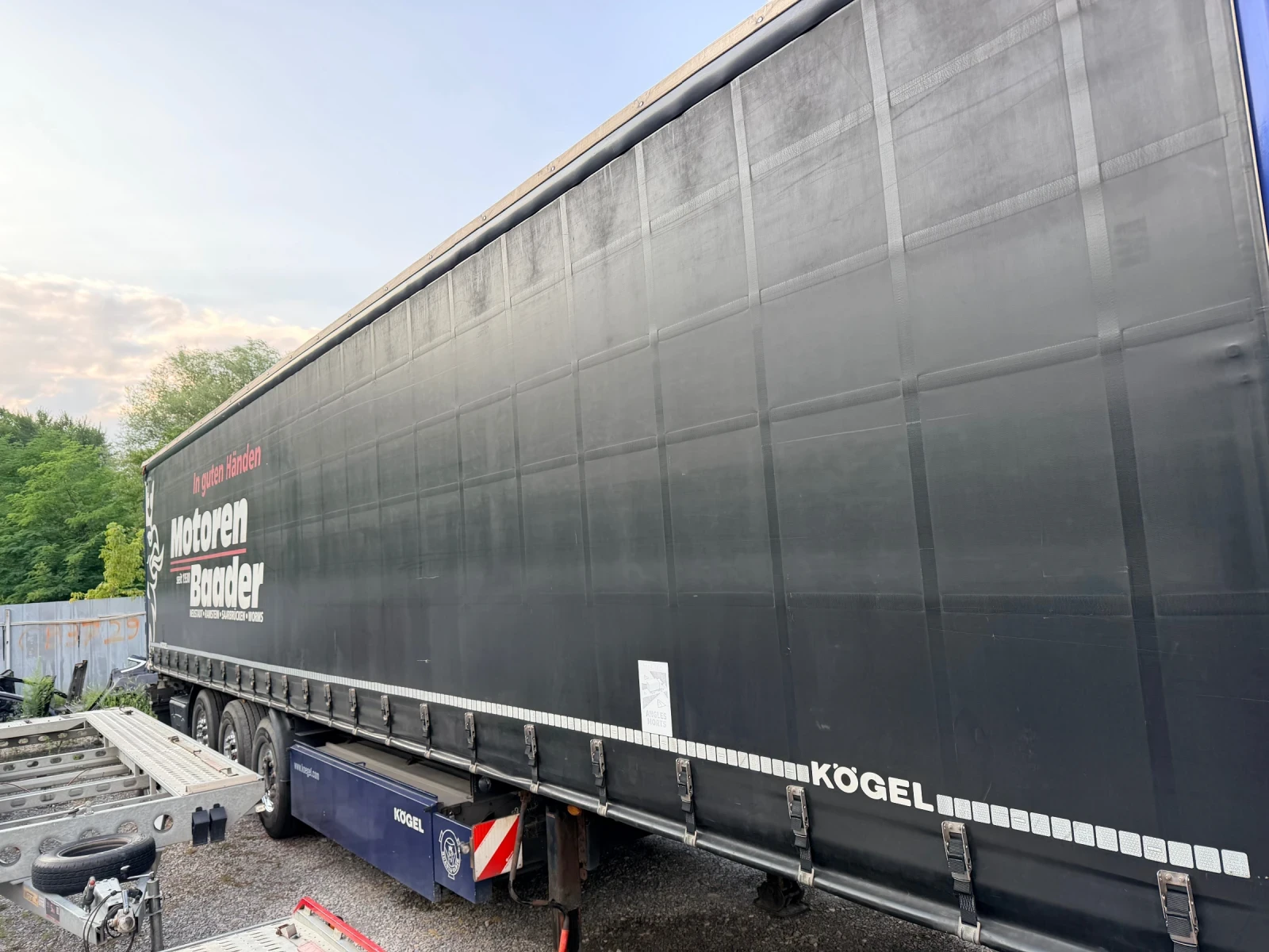 Полуремарке Koegel SN 24, снимка 2 - Ремаркета - 55659520