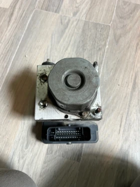 1S0614517L ABS  SKODA VW 1S0 614 517 L 17677016 54086612G 17677216-A  | Mobile.bg    3