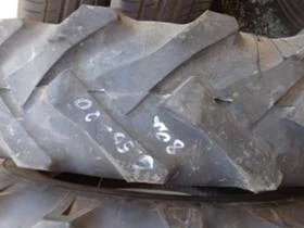 Гуми, снимка 9