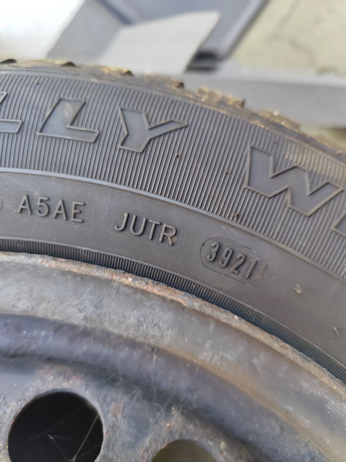 Гуми с джанти Kelly 195/65R15, снимка 4 - Гуми и джанти - 55923326