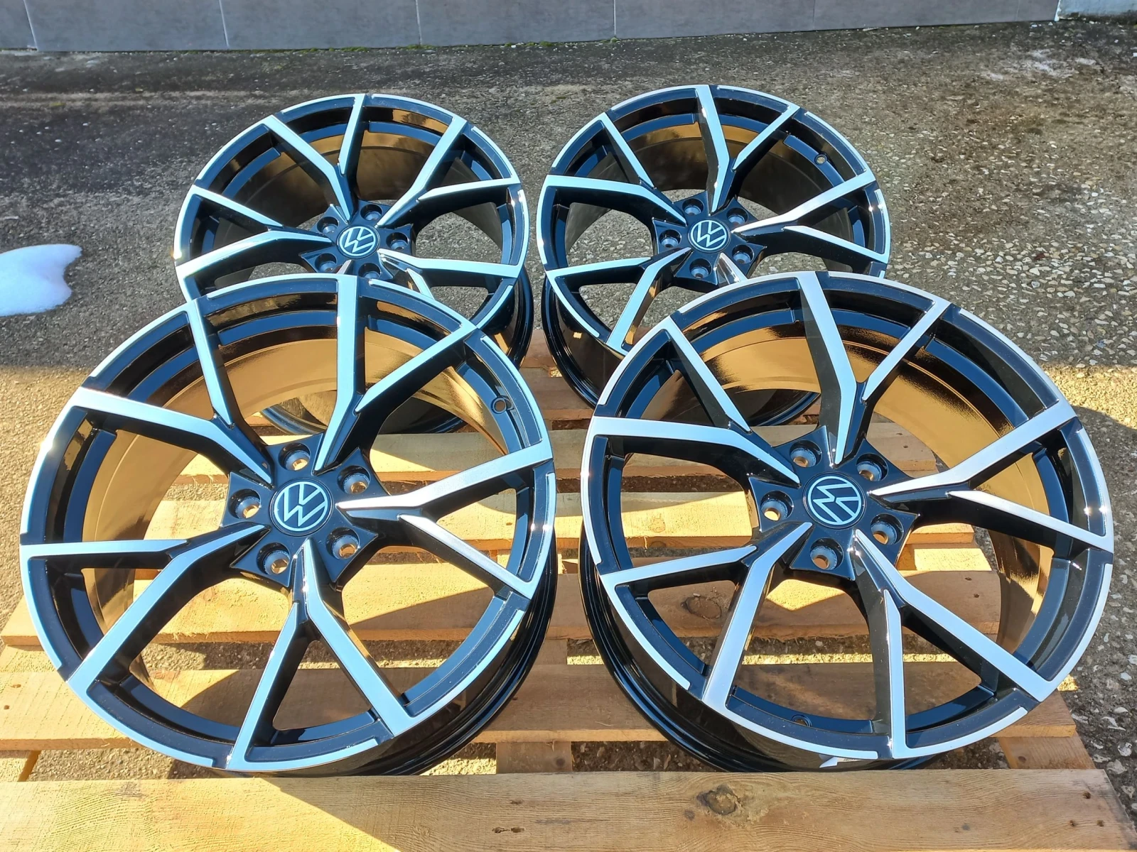 Джанти за VW, снимка 6 - Гуми и джанти - 56016597