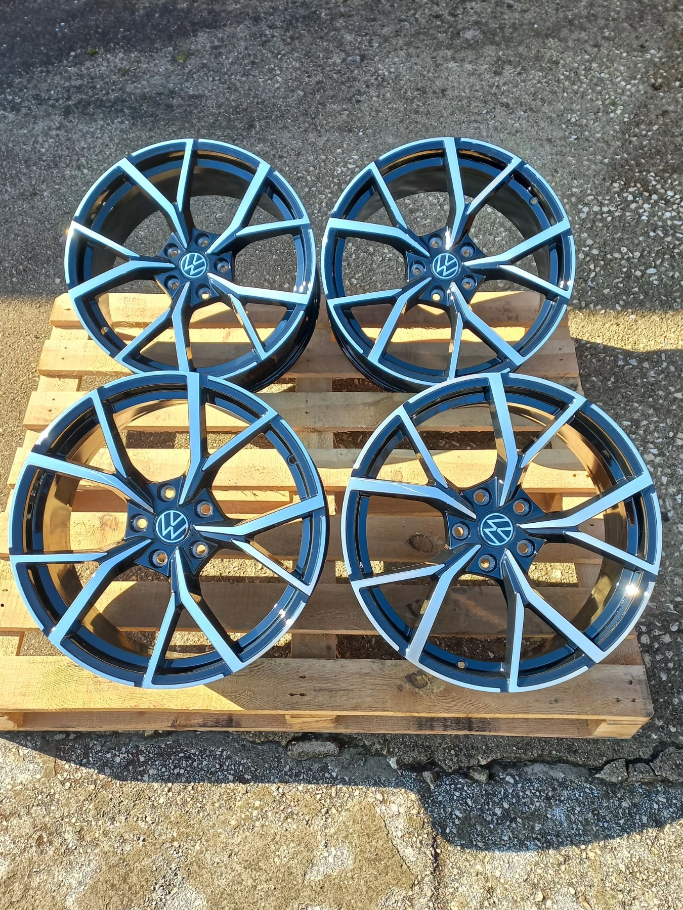 Джанти за VW, снимка 7 - Гуми и джанти - 56016597
