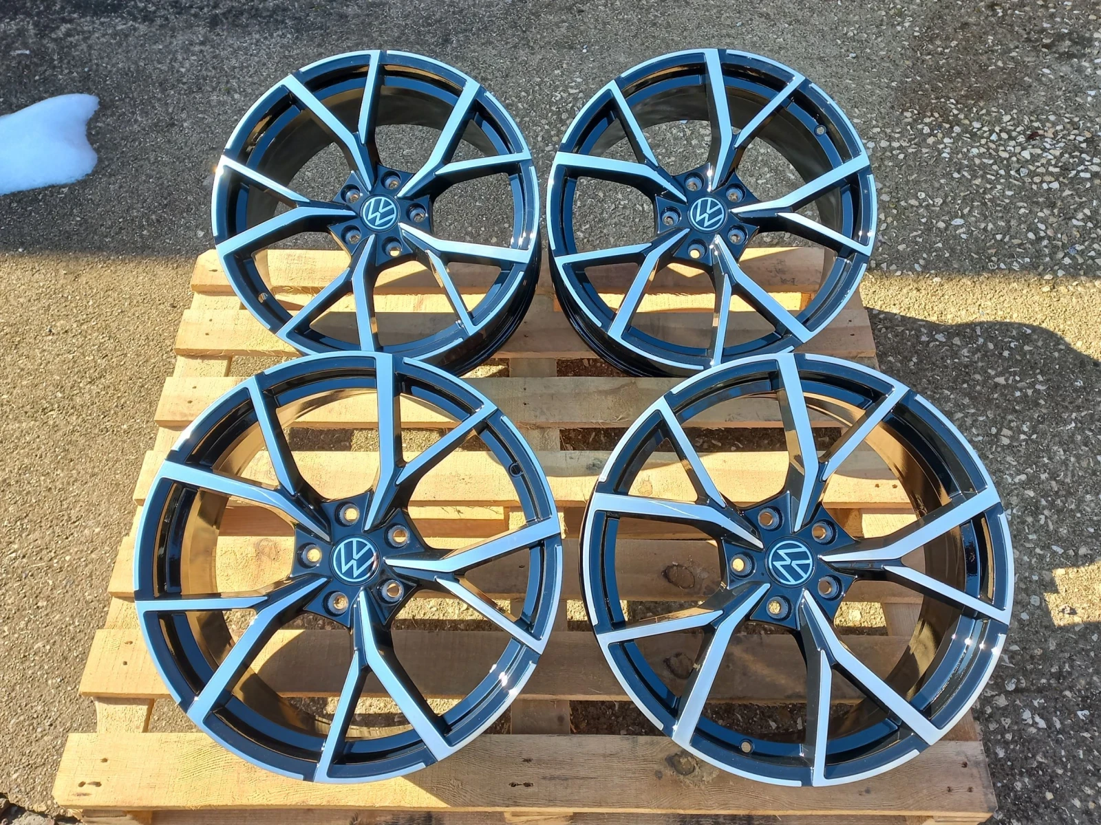 Джанти за VW, снимка 5 - Гуми и джанти - 56016597