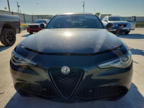 Alfa Romeo Giulia TI* AWD* ПОДГРЕВ* КАМЕРА* ШИБИДАХ* KEYLESS* , снимка 3