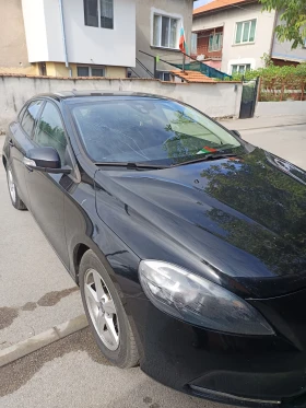 ����� �� �������� �� Volvo V40