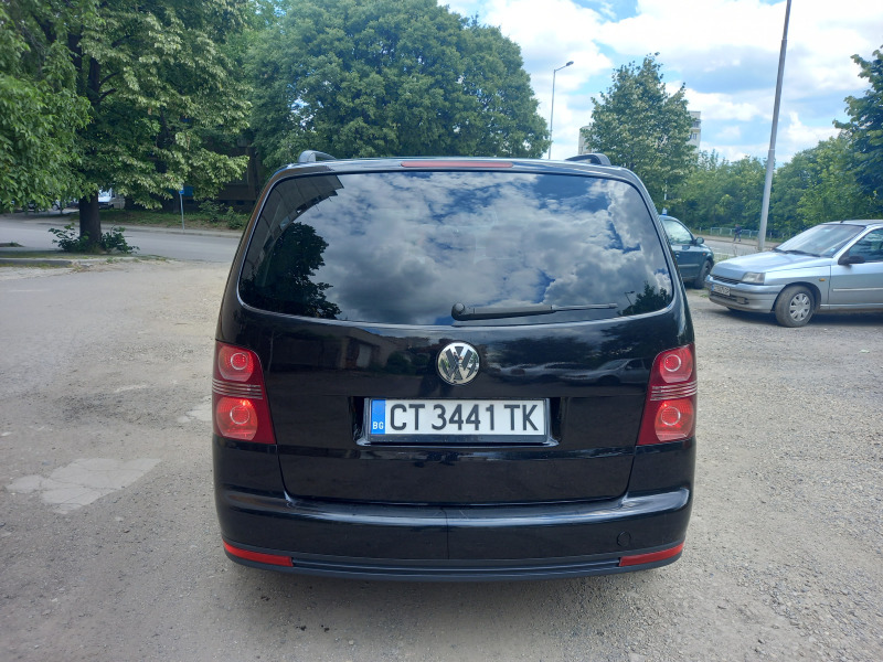 VW Touran 1.9, снимка 3 - Автомобили и джипове - 45949890