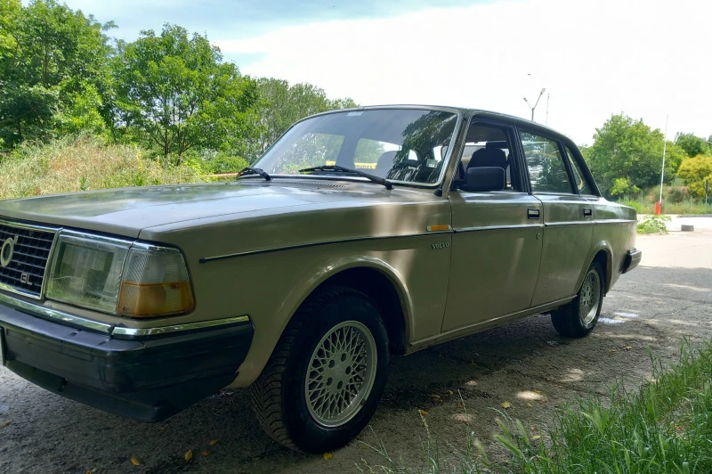 Volvo 244 GL, снимка 3 - Автомобили и джипове - 46002792